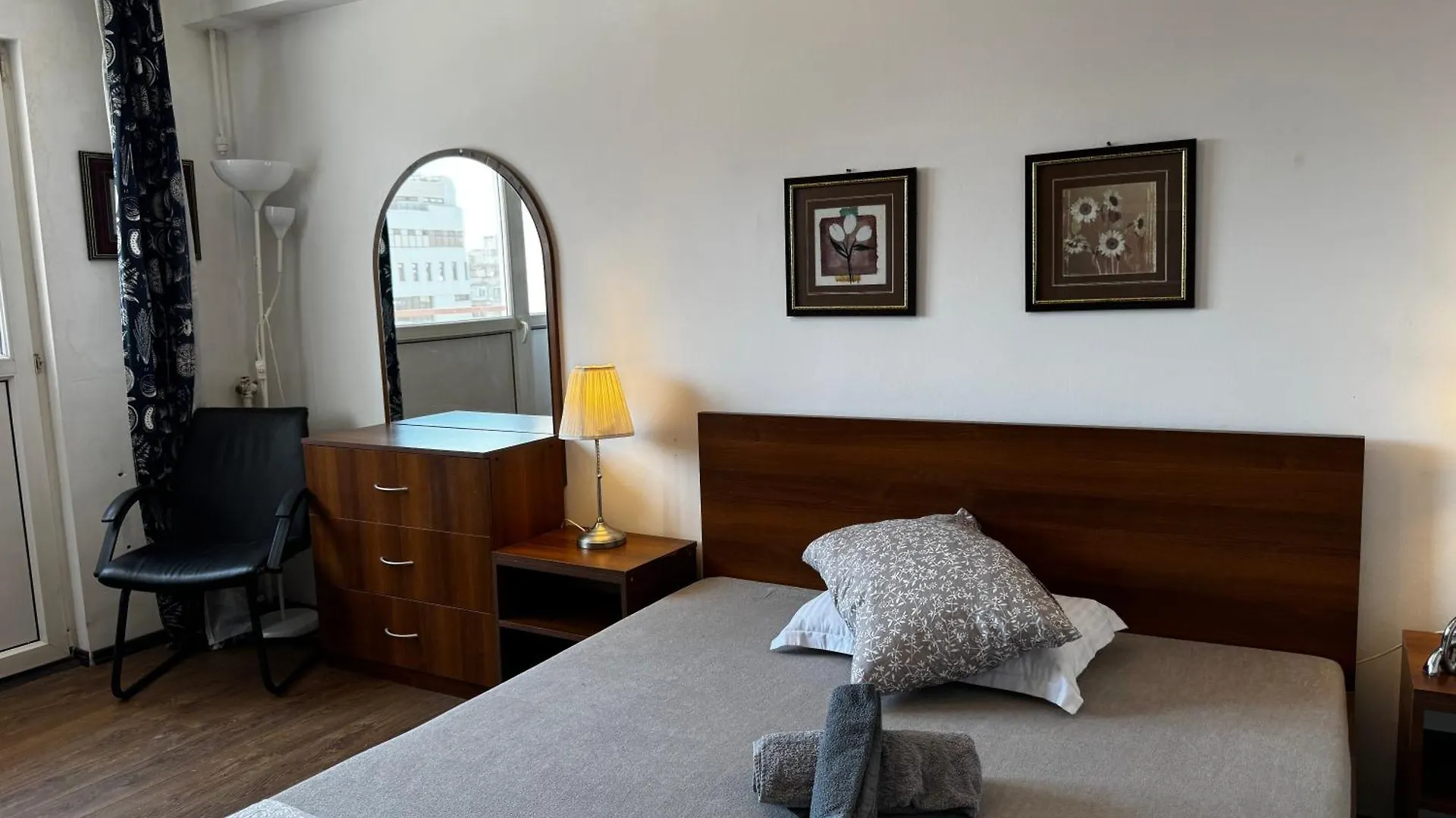 Palace Of Parliament 3 Rooms By Chr Luxury Property Bucharest